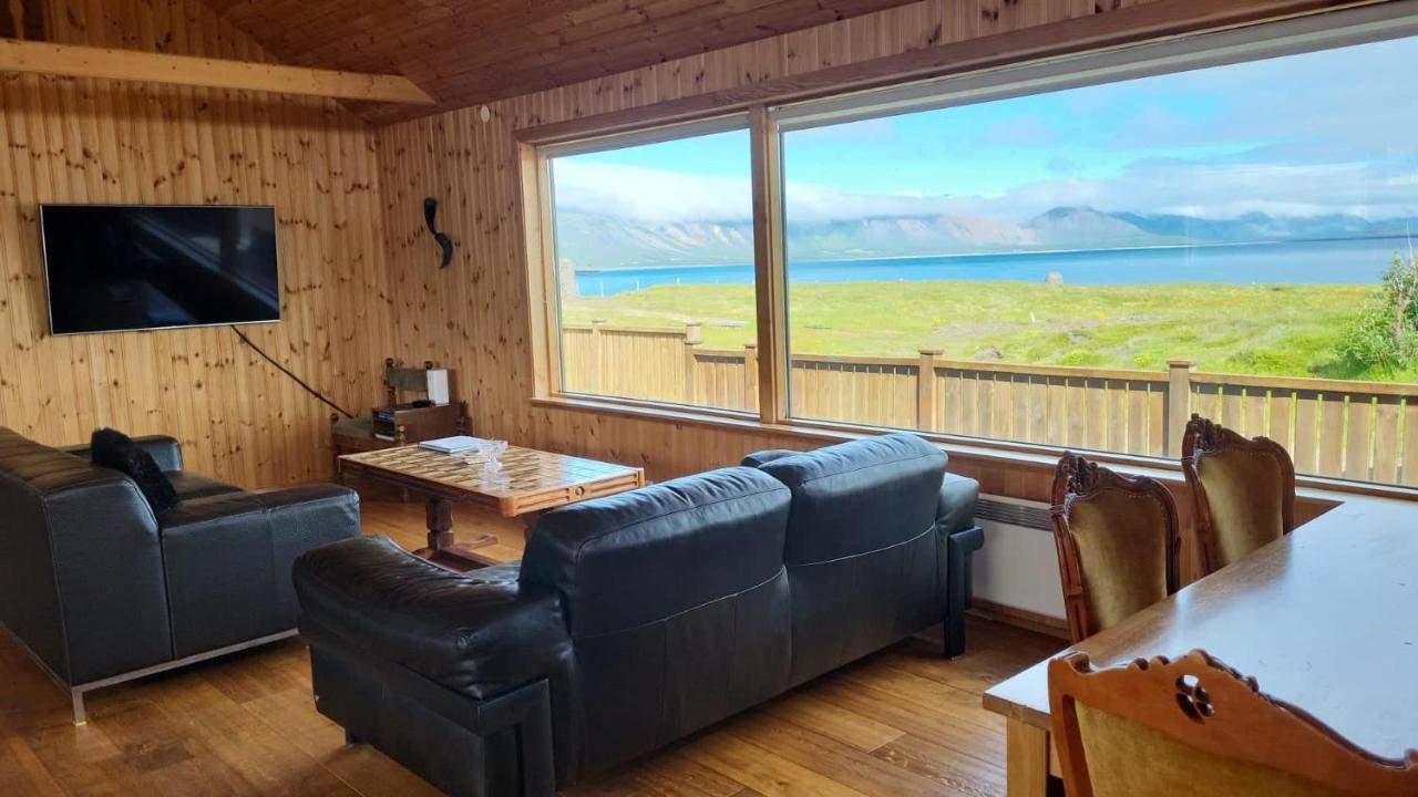 Holiday home Glass House With Private River & 360° Views Stapi
