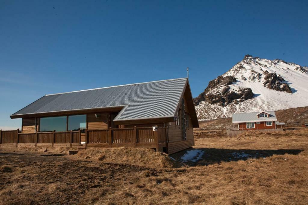 Holiday home Glass House With Private River & 360° Views *